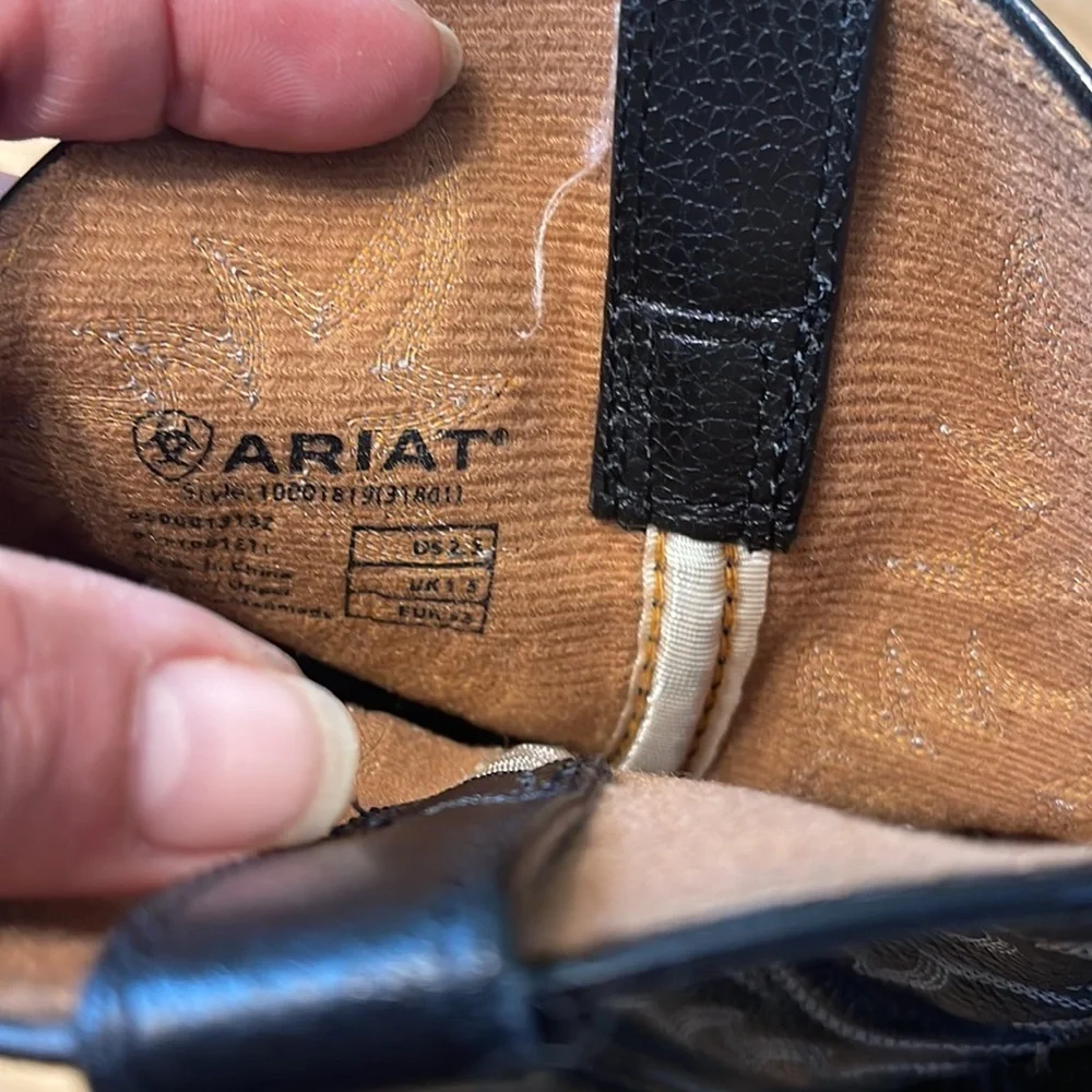 Ariat pre owned